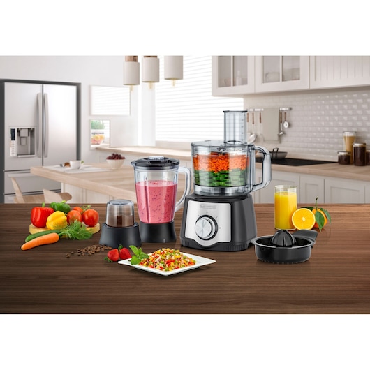BLACKDECKER FX650 food processor set with blender, grinder, juicer and vegetables on kitchen counter, front view