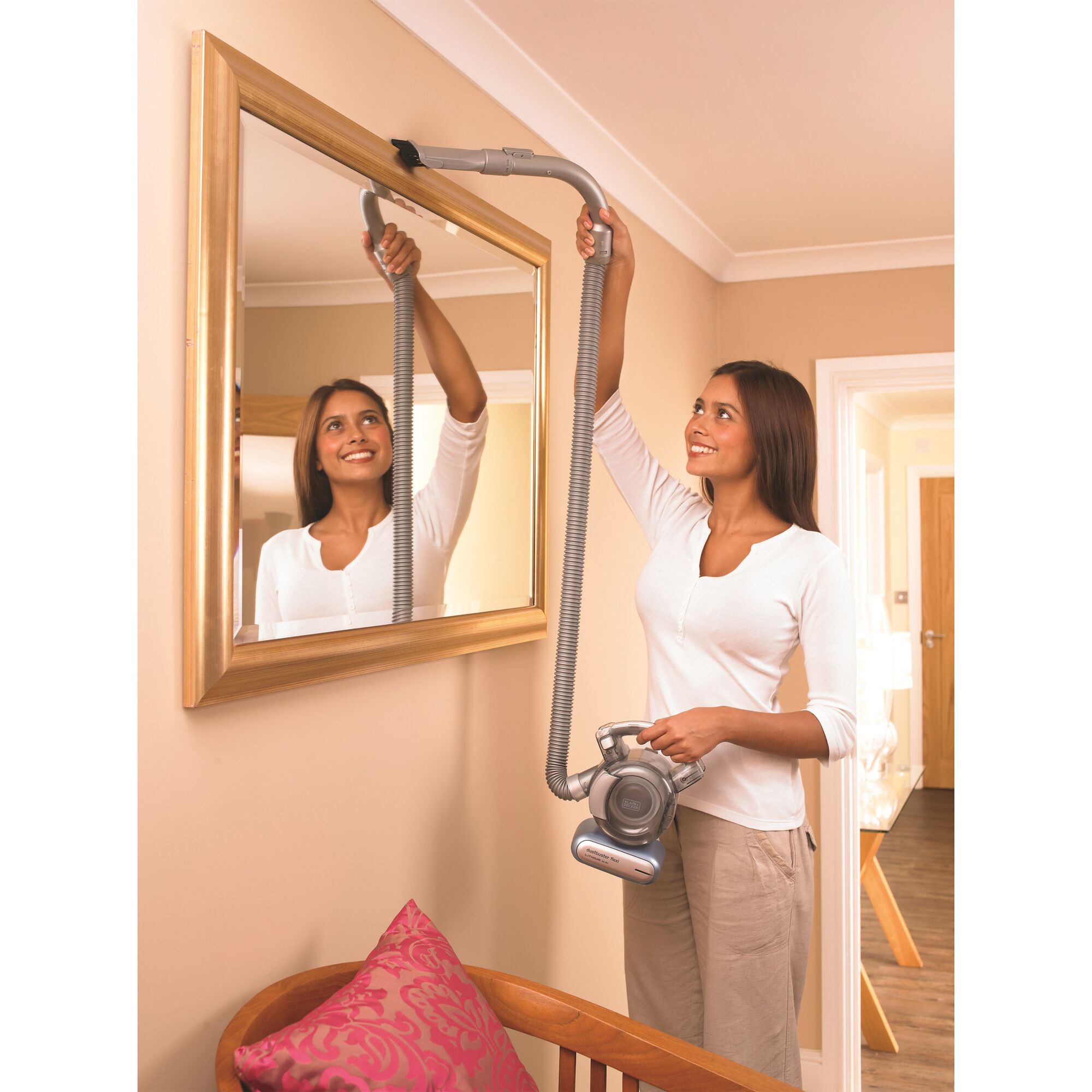14.4V 2.0Ah Cordless dustbuster® flexi® Hand Vac With Not Powered
